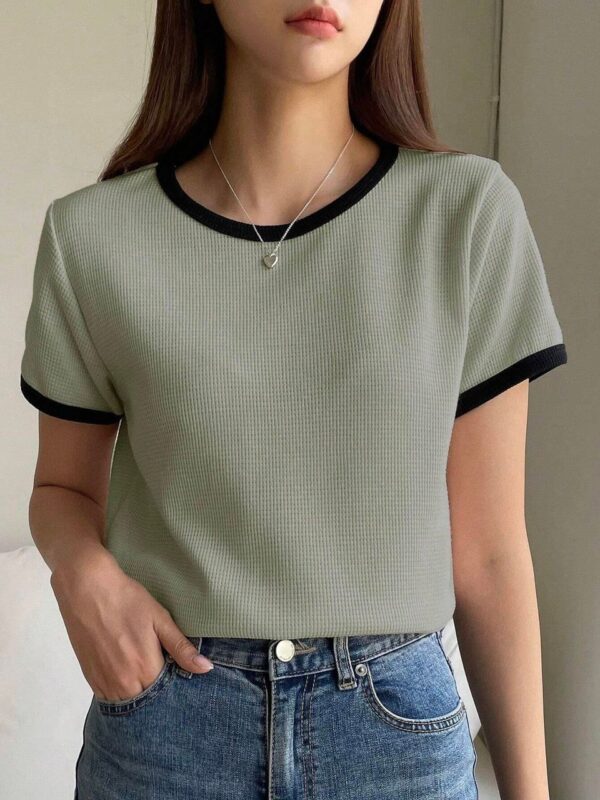 Dzy women,s Hemmed short sleeve T-shirt